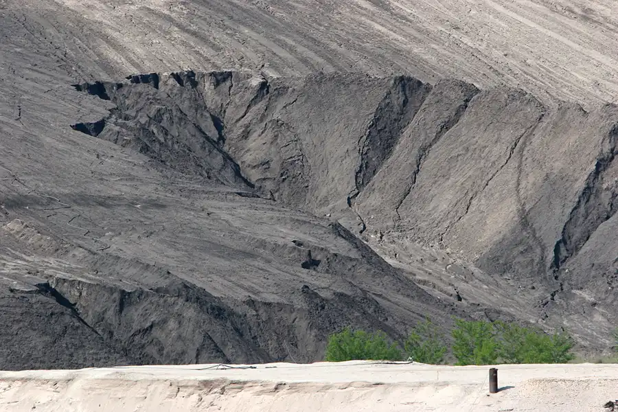 012 | 2006 | Tagebau Meuro | Rekultivierung in den Grossräschener See | © carsten riede fotografie