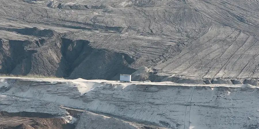 020 | 2006 | Tagebau Meuro | Rekultivierung in den Grossräschener See | © carsten riede fotografie