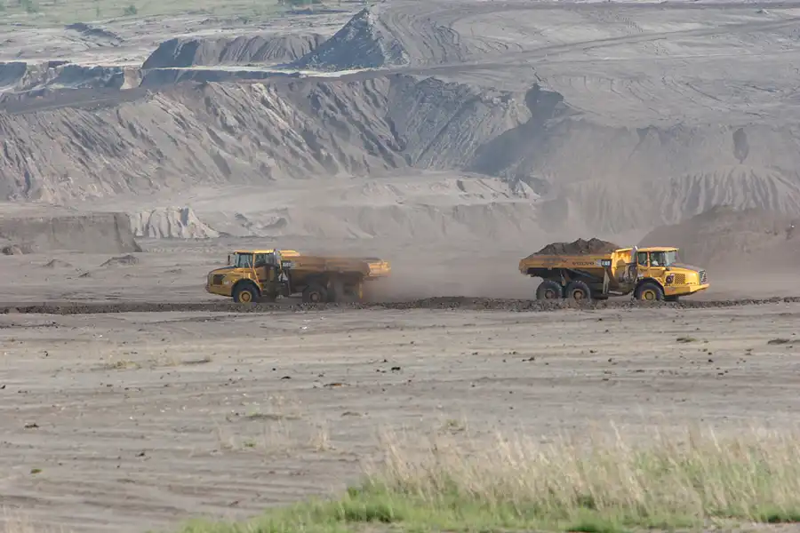 022 | 2006 | Tagebau Meuro | Rekultivierung in den Grossräschener See | © carsten riede fotografie