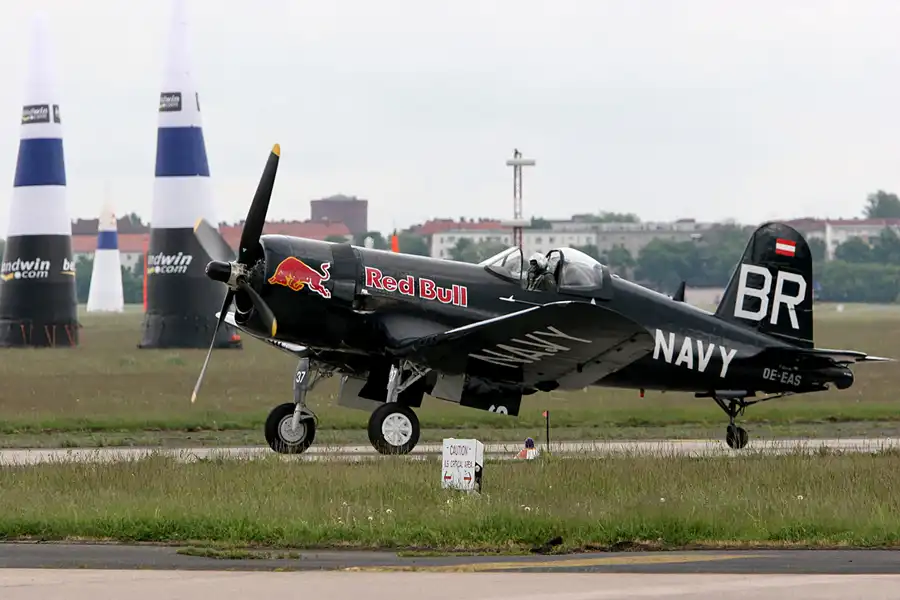 005 | 2006 | Berlin | Red Bull Air Race | © carsten riede fotografie