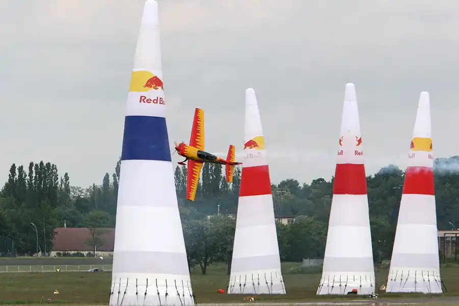 014 | 2006 | Berlin | Red Bull Air Race | © carsten riede fotografie