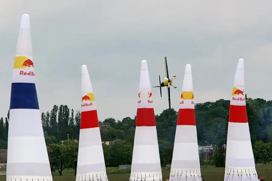 021 | 2006 | Berlin | Red Bull Air Race | © carsten riede fotografie