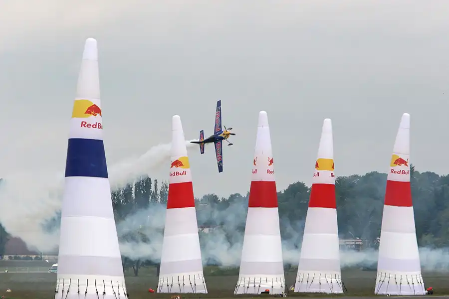 038 | 2006 | Berlin | Red Bull Air Race | © carsten riede fotografie