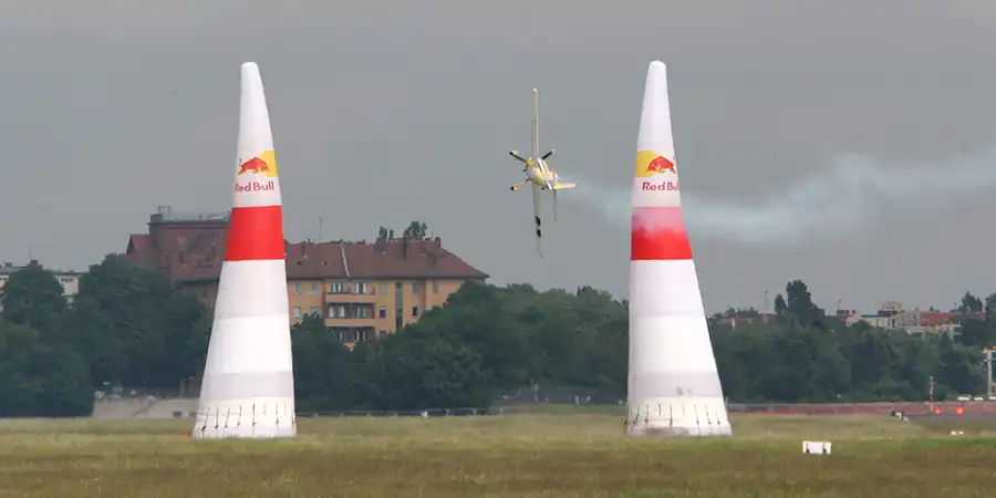 059 | 2006 | Berlin | Red Bull Air Race | © carsten riede fotografie