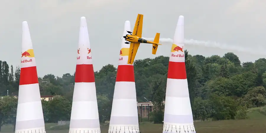 083 | 2006 | Berlin | Red Bull Air Race | © carsten riede fotografie