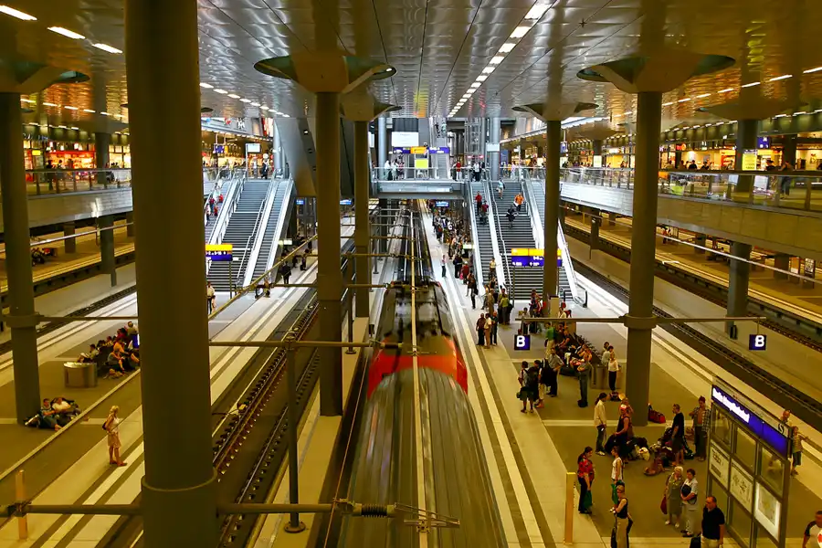 004 | 2006 | Berlin | Hauptbahnhof | © carsten riede fotografie