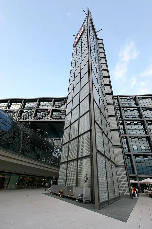 040 | 2006 | Berlin | Hauptbahnhof | © carsten riede fotografie