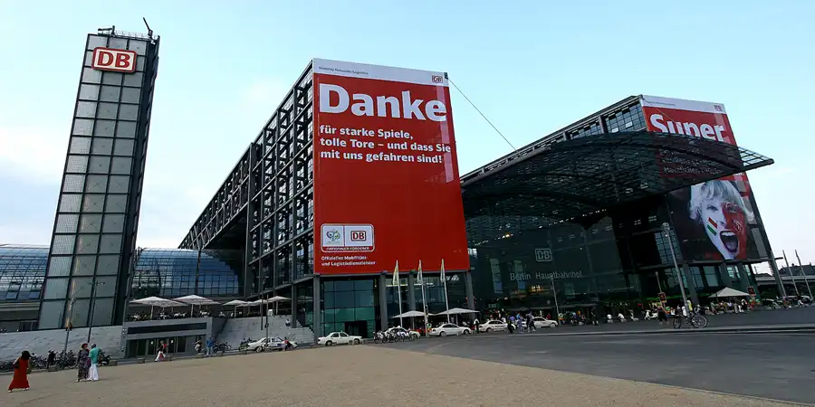 042 | 2006 | Berlin | Hauptbahnhof | © carsten riede fotografie