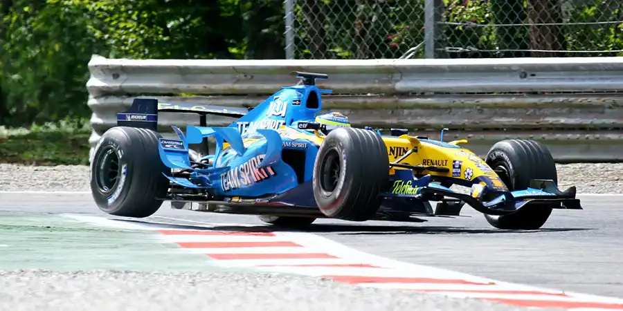 074 | 2006 | Monza | Renault R26 | Giancarlo Fisichella | © carsten riede fotografie