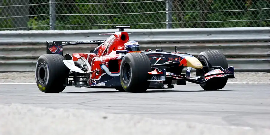 094 | 2006 | Monza | Toro Rosso-Cosworth STR1 | Neel Jani | © carsten riede fotografie