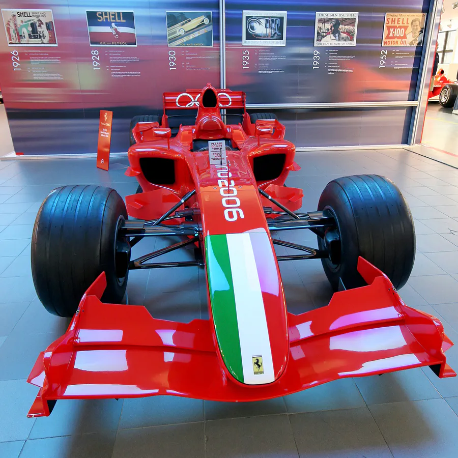 003 | 2006 | Maranello | Galleria Ferrari | Ferrari F2005 | © carsten riede fotografie