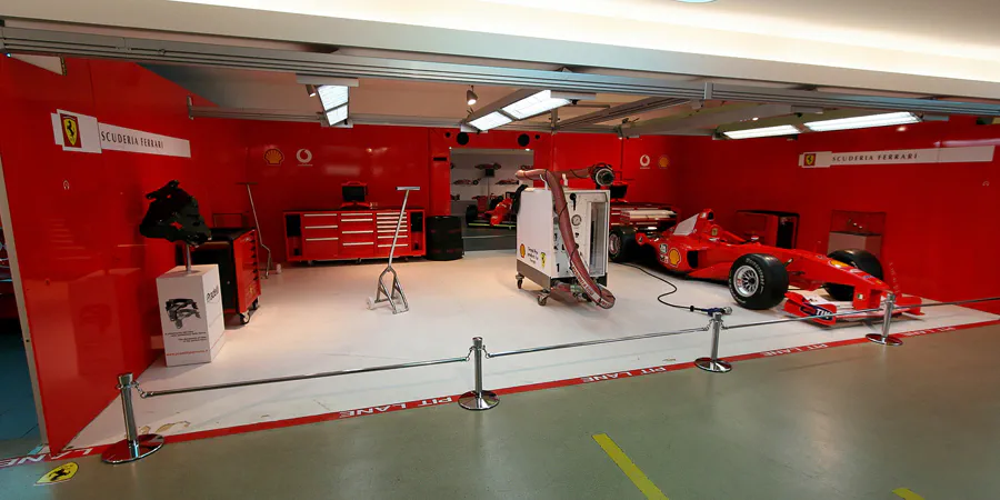 018 | 2006 | Maranello | Galleria Ferrari | Ferrari F1-2000 | © carsten riede fotografie