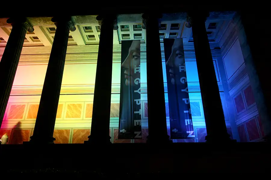 017 | 2006 | Berlin | Festival Of Lights | Altes Museum | © carsten riede fotografie