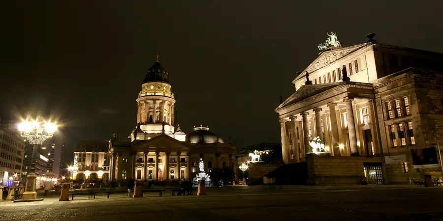 027 | 2006 | Berlin | Festival Of Lights | Gendarmenmarkt – Konzerthaus Berlin | © carsten riede fotografie