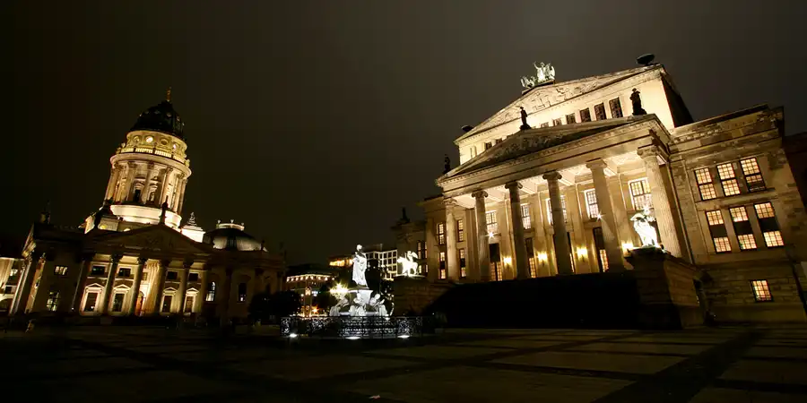 028 | 2006 | Berlin | Festival Of Lights | Gendarmenmarkt – Konzerthaus Berlin | © carsten riede fotografie