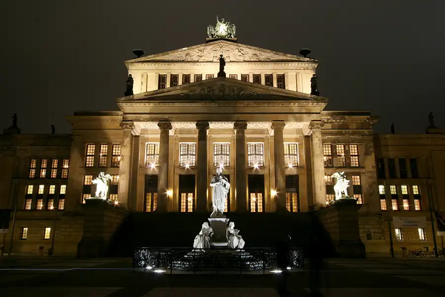 029 | 2006 | Berlin | Festival Of Lights | Gendarmenmarkt – Konzerthaus Berlin | © carsten riede fotografie
