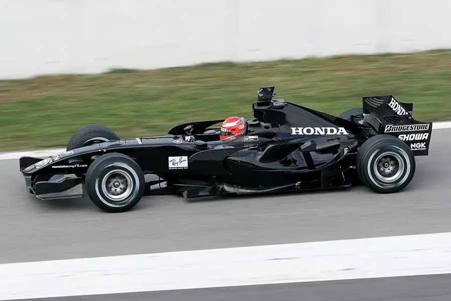 041 | 2006 | Barcelona | Honda RA106 | James Rossiter | © carsten riede fotografie