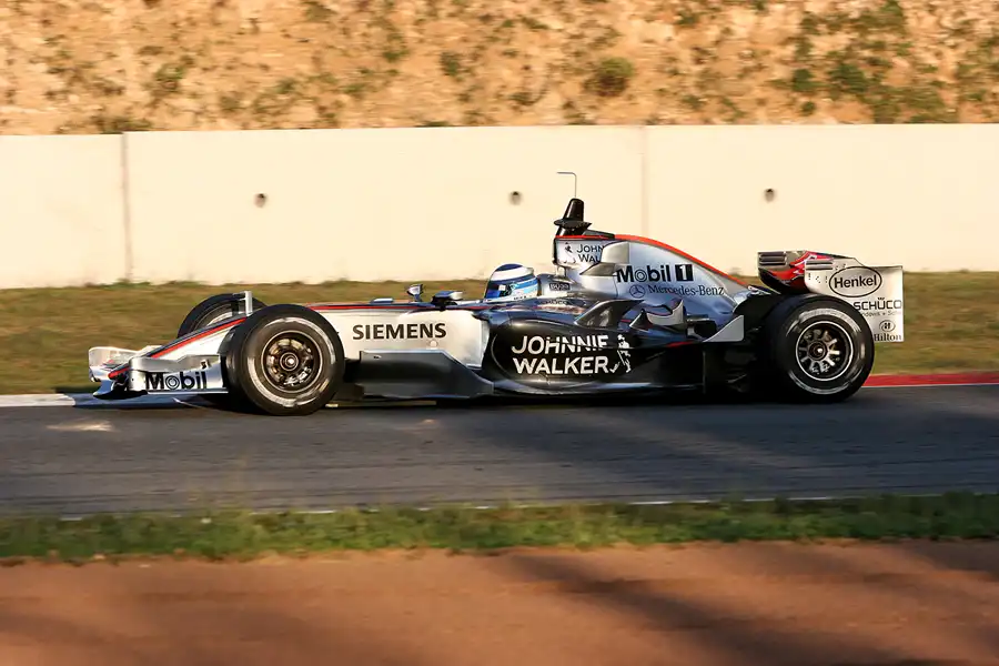 054 | 2006 | Barcelona | McLaren-Mercedes Benz MP4-21 | Mika Hakkinen | © carsten riede fotografie