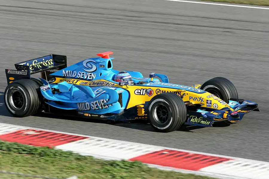 088 | 2006 | Barcelona | Renault R26 Hybrid | Heikki Kovalainen | © carsten riede fotografie