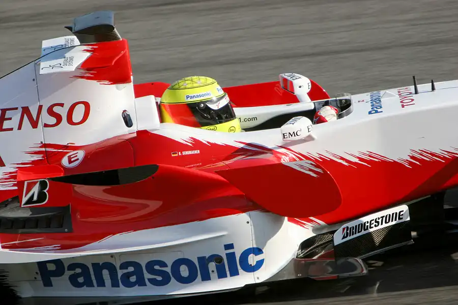 121 | 2006 | Barcelona | Toyota TF106B | Ralf Schumacher | © carsten riede fotografie