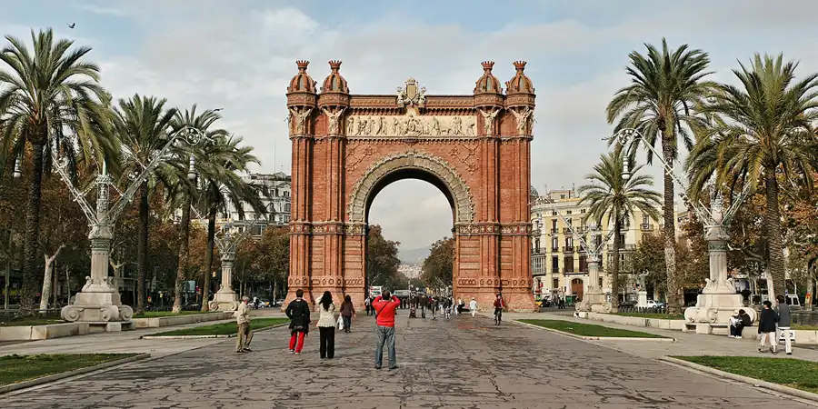 004 | 2006 | Barcelona | Arc de Triomf | © carsten riede fotografie