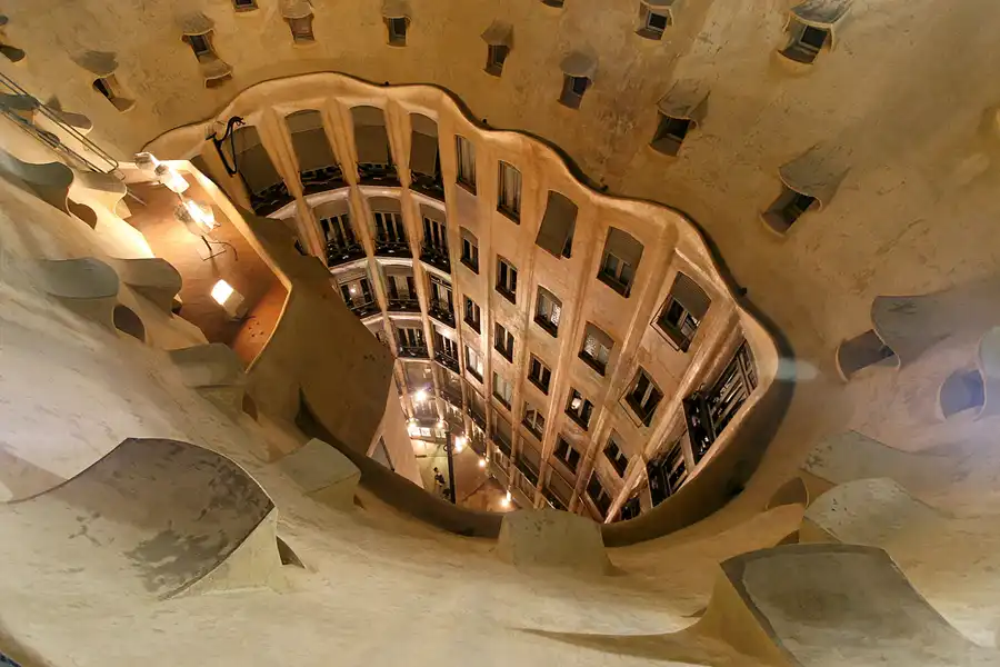 036 | 2006 | Barcelona | Casa Mila – La Pedrera (Gaudi) | © carsten riede fotografie