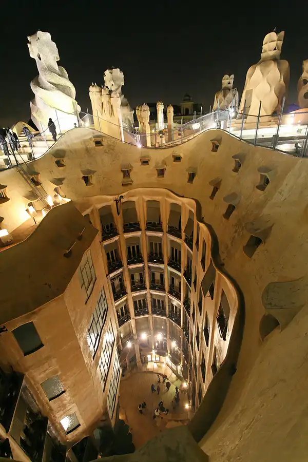 037 | 2006 | Barcelona | Casa Mila – La Pedrera (Gaudi) | © carsten riede fotografie