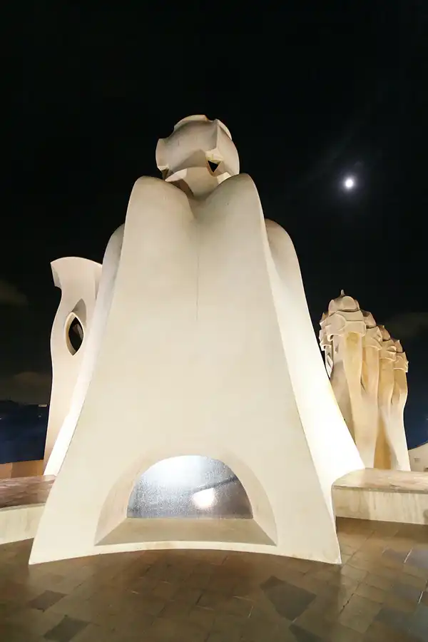 039 | 2006 | Barcelona | Casa Mila – La Pedrera (Gaudi) | © carsten riede fotografie