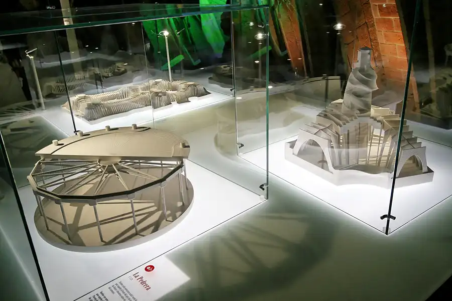 041 | 2006 | Barcelona | Casa Mila – La Pedrera (Gaudi) | © carsten riede fotografie