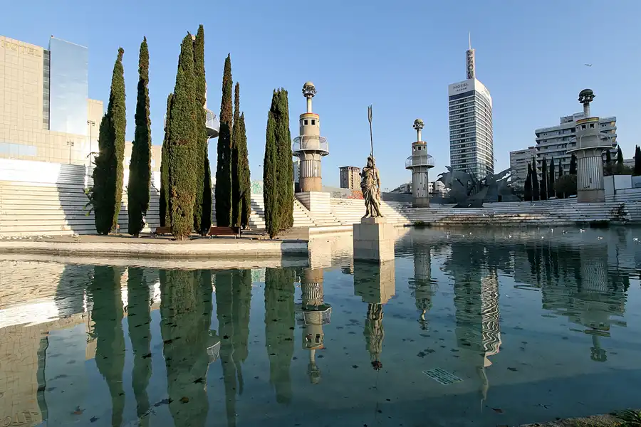 092 | 2006 | Barcelona | Parc De L`Espanya Industrial  | © carsten riede fotografie