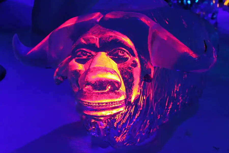 011 | 2006 | Lübeck | Ice World | © carsten riede fotografie