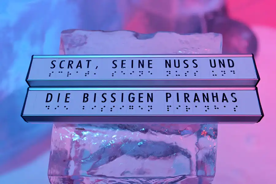 017 | 2006 | Lübeck | Ice World | © carsten riede fotografie