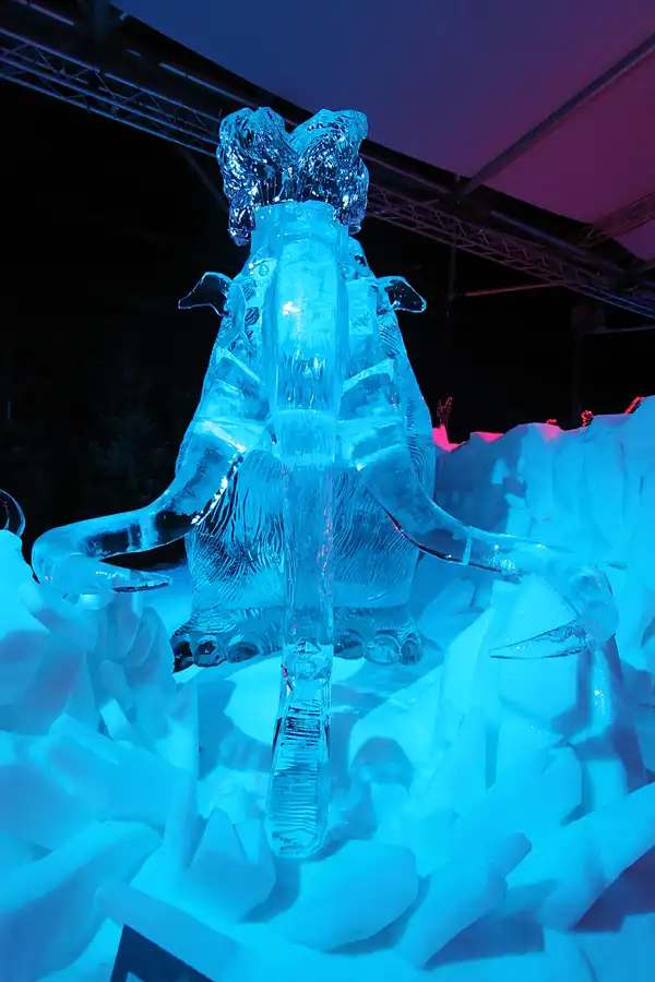 030 | 2006 | Lübeck | Ice World | © carsten riede fotografie