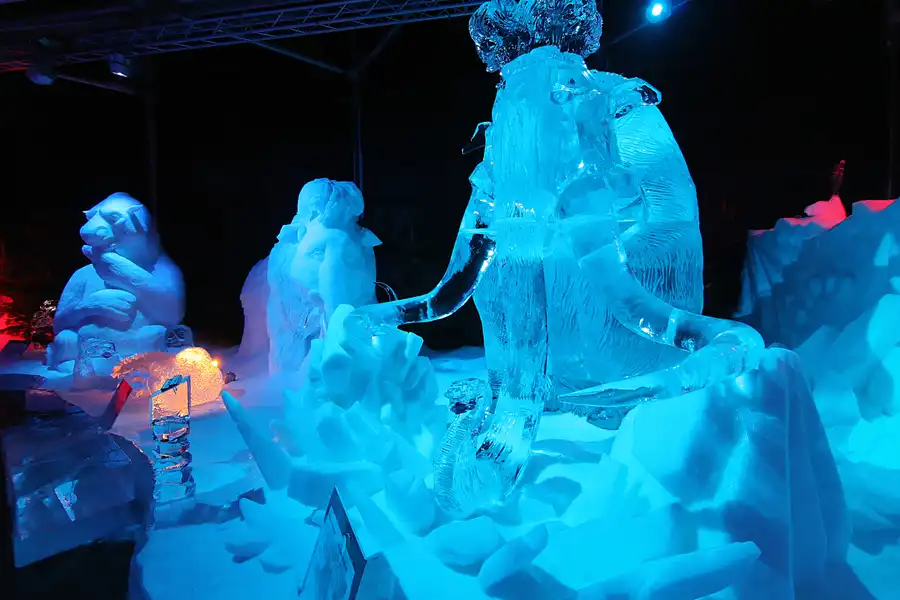 038 | 2006 | Lübeck | Ice World | © carsten riede fotografie