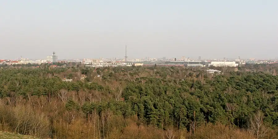 020 | 2007 | Berlin | Blick vom Teufelsberg | © carsten riede fotografie