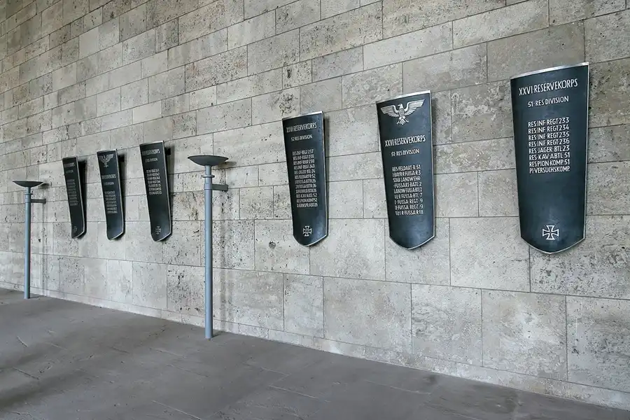 074 | 2007 | Berlin | Glockenturm am Olympiastadion | © carsten riede fotografie