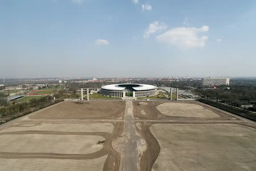 078 | 2007 | Berlin | Blick vom Glockenturm am Olympiastadion | © carsten riede fotografie