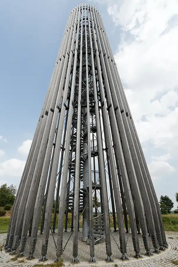 121 | 2007 | Zwenkau | Bistumshöhe | © carsten riede fotografie