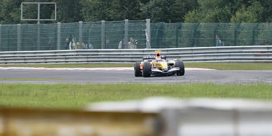 035 | 2007 | Spa-Francorchamps | Renault R27 | Heikki Kovalainen | © carsten riede fotografie