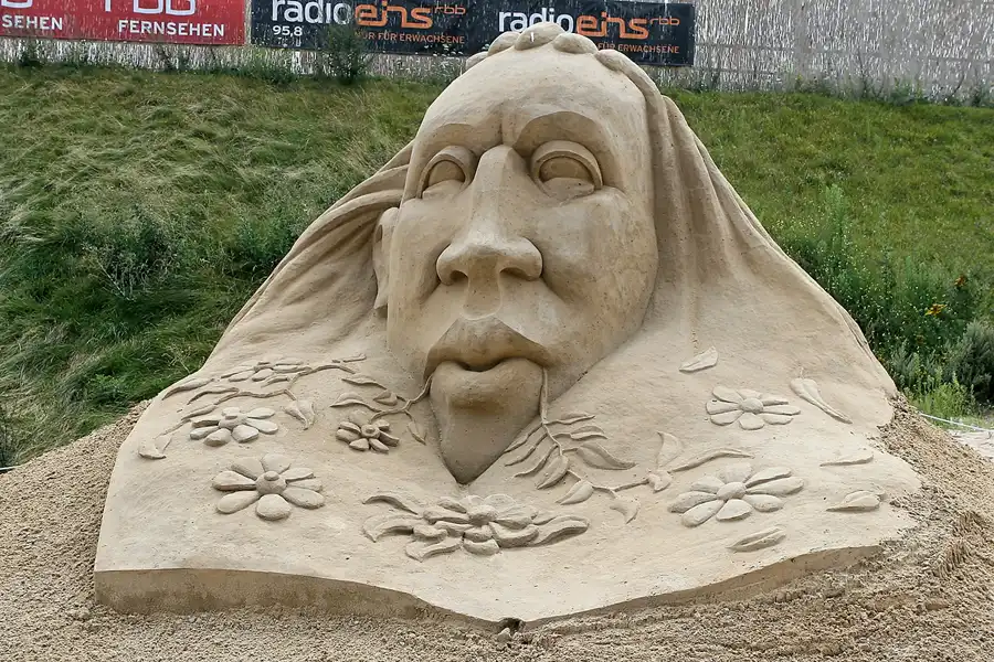 020 | 2007 | Berlin | Sandsation 07 – Internationales Sandskulpturenfestival | © carsten riede fotografie