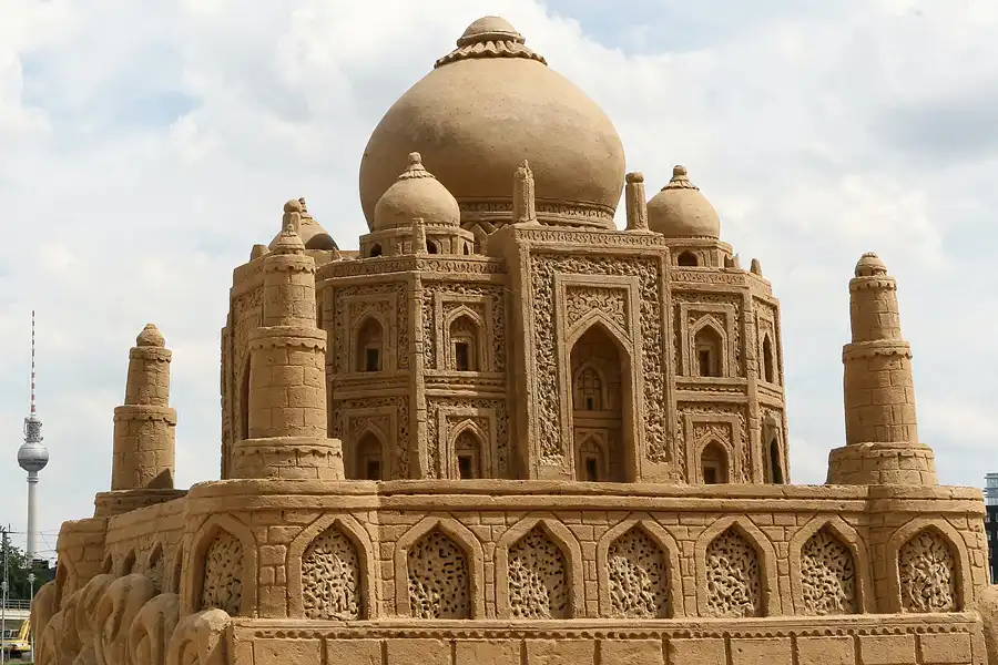 032 | 2007 | Berlin | Sandsation 07 – Internationales Sandskulpturenfestival | © carsten riede fotografie