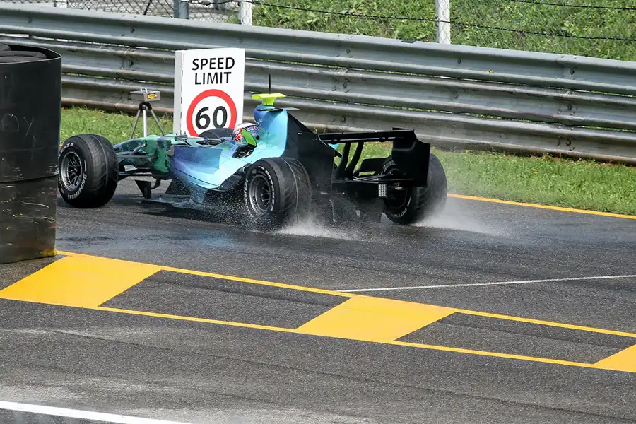 029 | 2007 | Monza | Honda RA107 | Jenson Button | © carsten riede fotografie