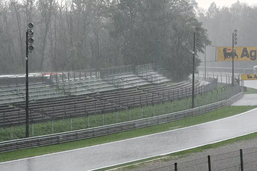 171 | 2007 | Monza | Autodromo Nazionale Monza | Heavy Rain | © carsten riede fotografie