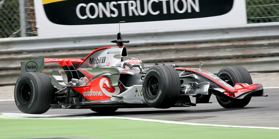 037 | 2007 | Monza | McLaren-Mercedes Benz MP4-22 | Fernando Alonso | © carsten riede fotografie
