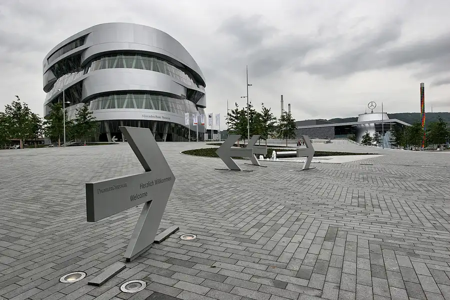 001 | 2007 | Stuttgart | Mercedes Benz Museum | © carsten riede fotografie