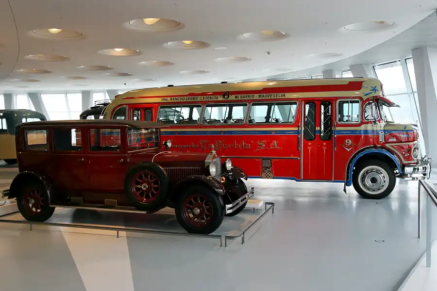 010 | 2007 | Stuttgart | Mercedes Benz Museum | © carsten riede fotografie