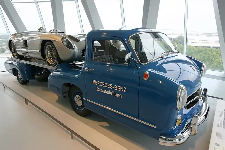 015 | 2007 | Stuttgart | Mercedes Benz Museum | © carsten riede fotografie