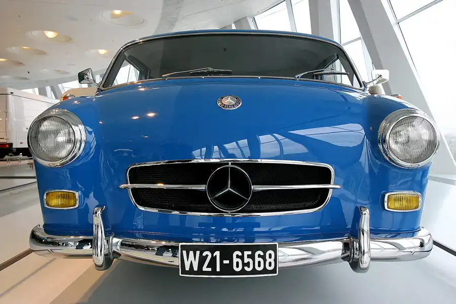 016 | 2007 | Stuttgart | Mercedes Benz Museum | © carsten riede fotografie