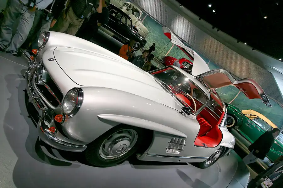 022 | 2007 | Stuttgart | Mercedes Benz Museum | © carsten riede fotografie