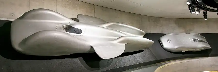 041 | 2007 | Stuttgart | Mercedes Benz Museum | © carsten riede fotografie